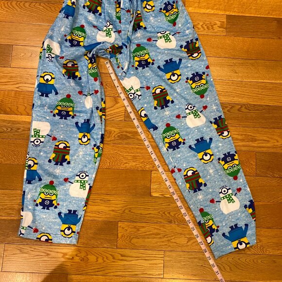 Minions Despicable Me Winter Christmas Holiday Fleece Pajama Pants Small NWT - Picture 2 of 7